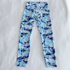 LULULEMON HIGH WAISTED LEGGING SIZE 4